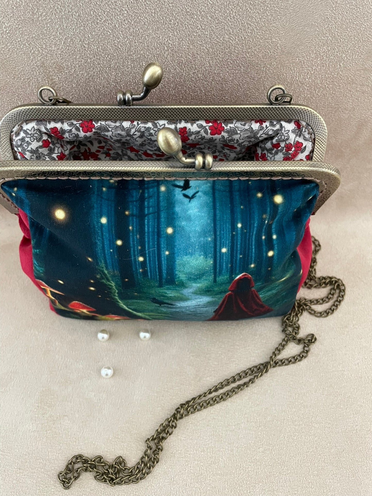 Clutch/Pochette/Petit sac chaperon