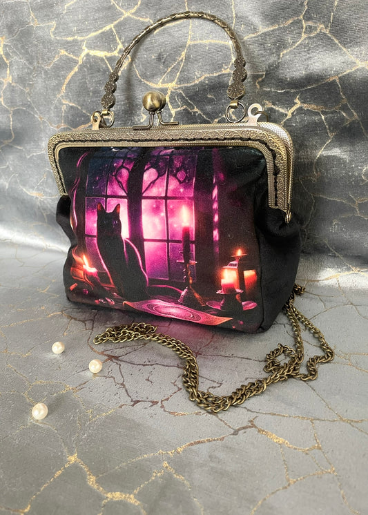 pochette clutch Bijou "Veillée Féline" | Velours Noir & Chat Mystique – Le Comptoir de Suzanne