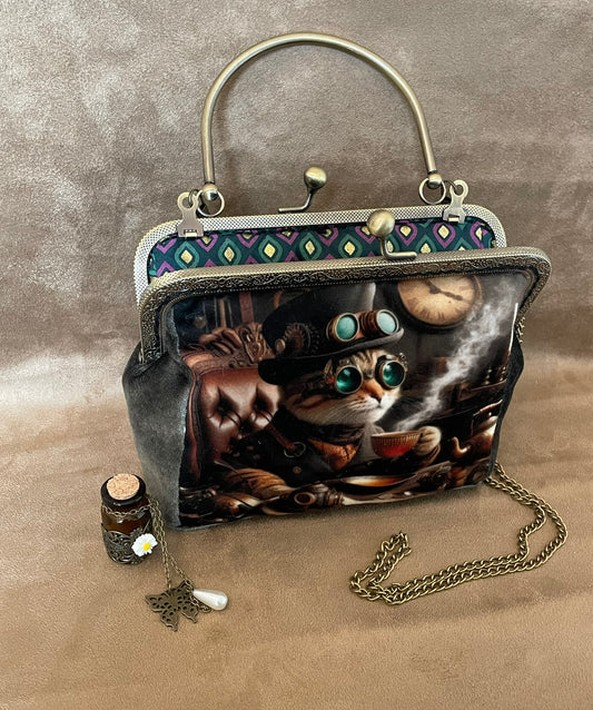 Sac Steampunk "Chat du Temps" – Clutch Vintage à l’Esprit Victorien
