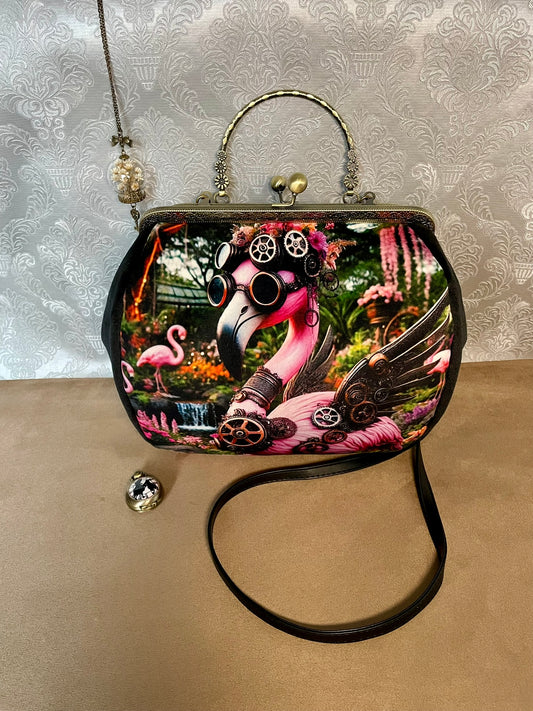 Sac « Flamand Rose Steampunk d’Alice » – Fantaisie mécanique & élégance baroque