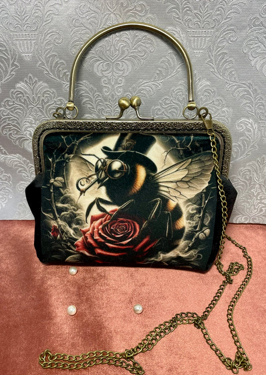 pochette/clutch Steampunk « L’Abeille à Haut-de-Forme » – Style Vintage & Cabinet de Curiosités