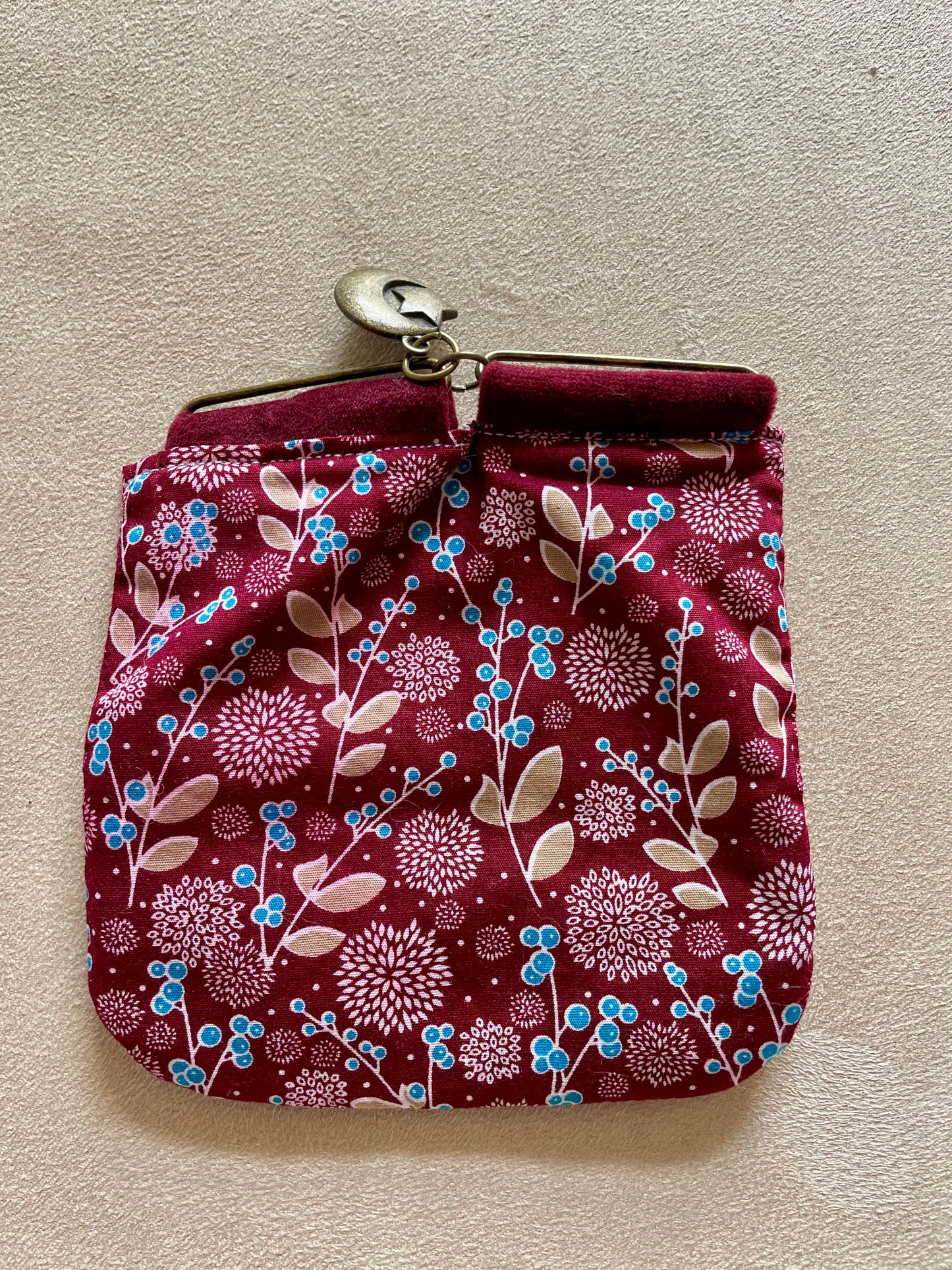 porte monnaie aimanté