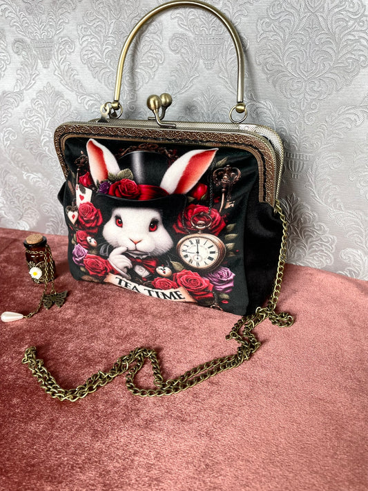 Pochette clutch L’Heure du Thé : Un Voyage au Pays des Merveilles