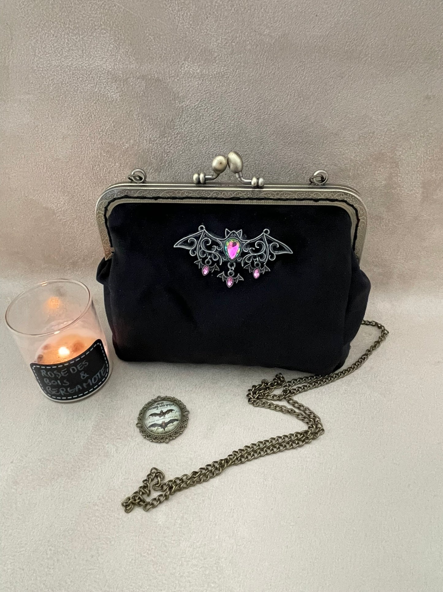 Clutch/pochette chauve souris en velours noir