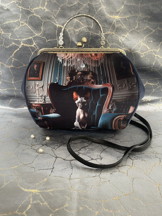Sac Bijou Sphynx Aristocrate | Velours Bleu Nuit & Baroque – Le Comptoir de Suzanne