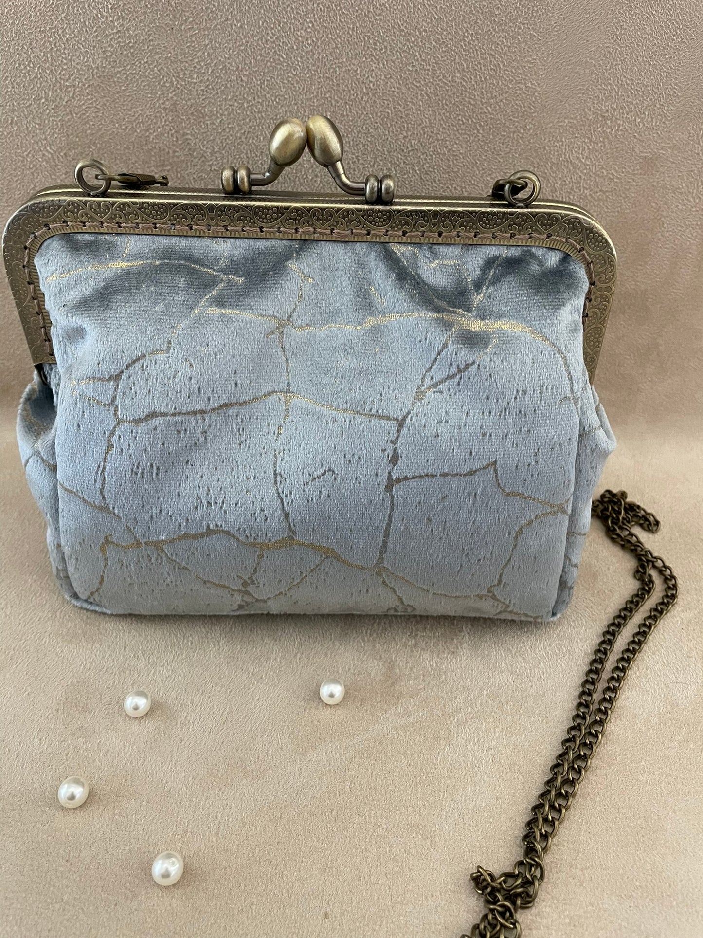 Clutch/Pochette méduse à filament