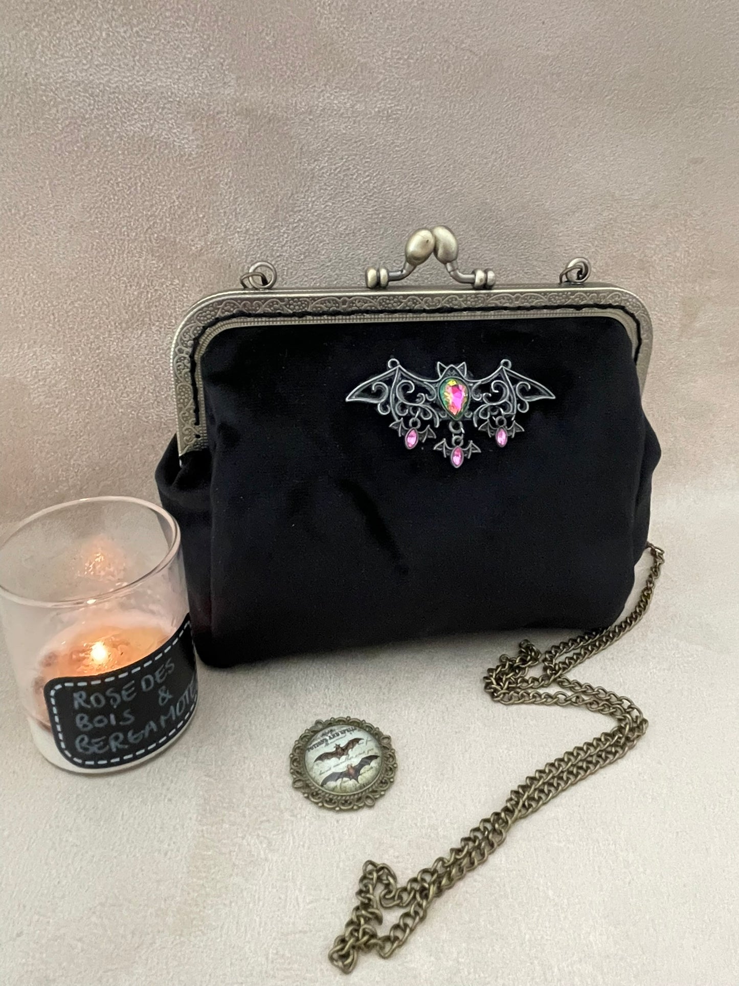 Clutch/pochette chauve souris en velours noir