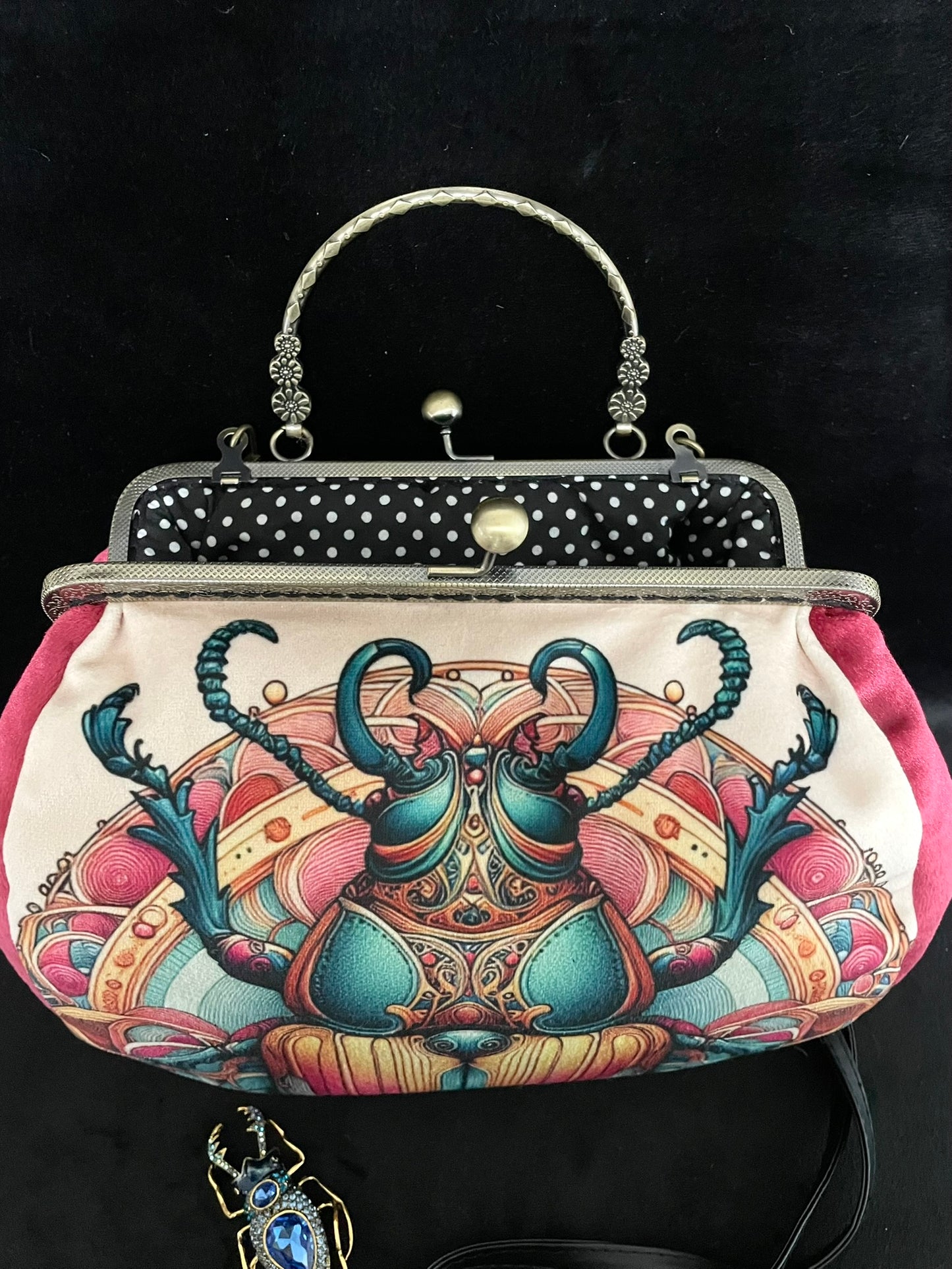 sac retro scarabee egyptien