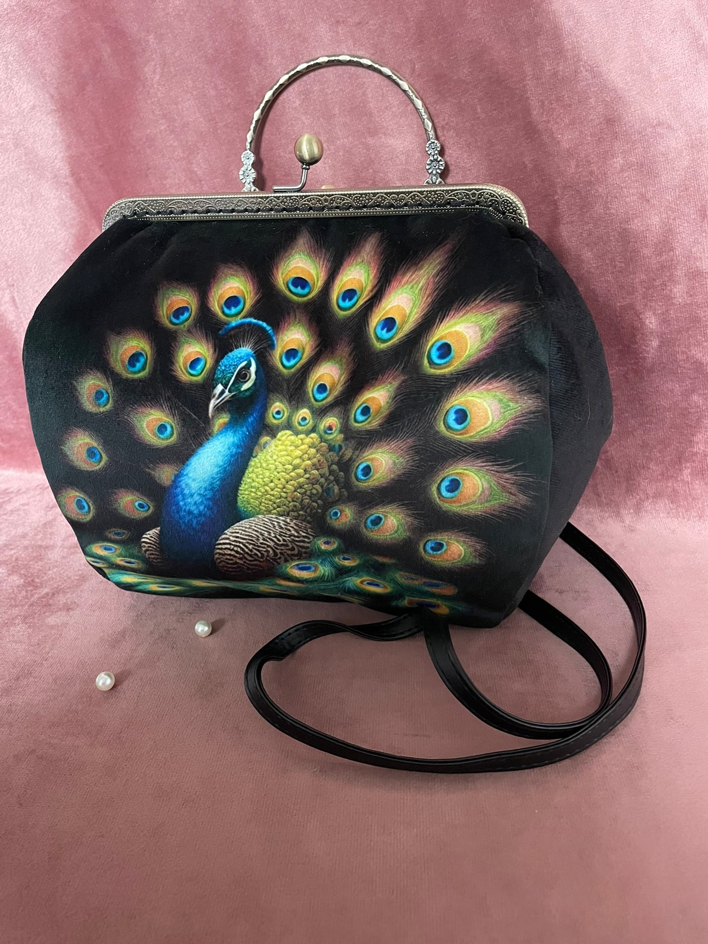 Sac Vintage Paon Majestueux – Accessoire Feerique Femme en Velours Noir