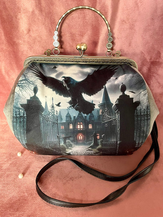 Sac Vintage Corbeau & Manoir Gothique – Élégance Noire & Mystère Victorien