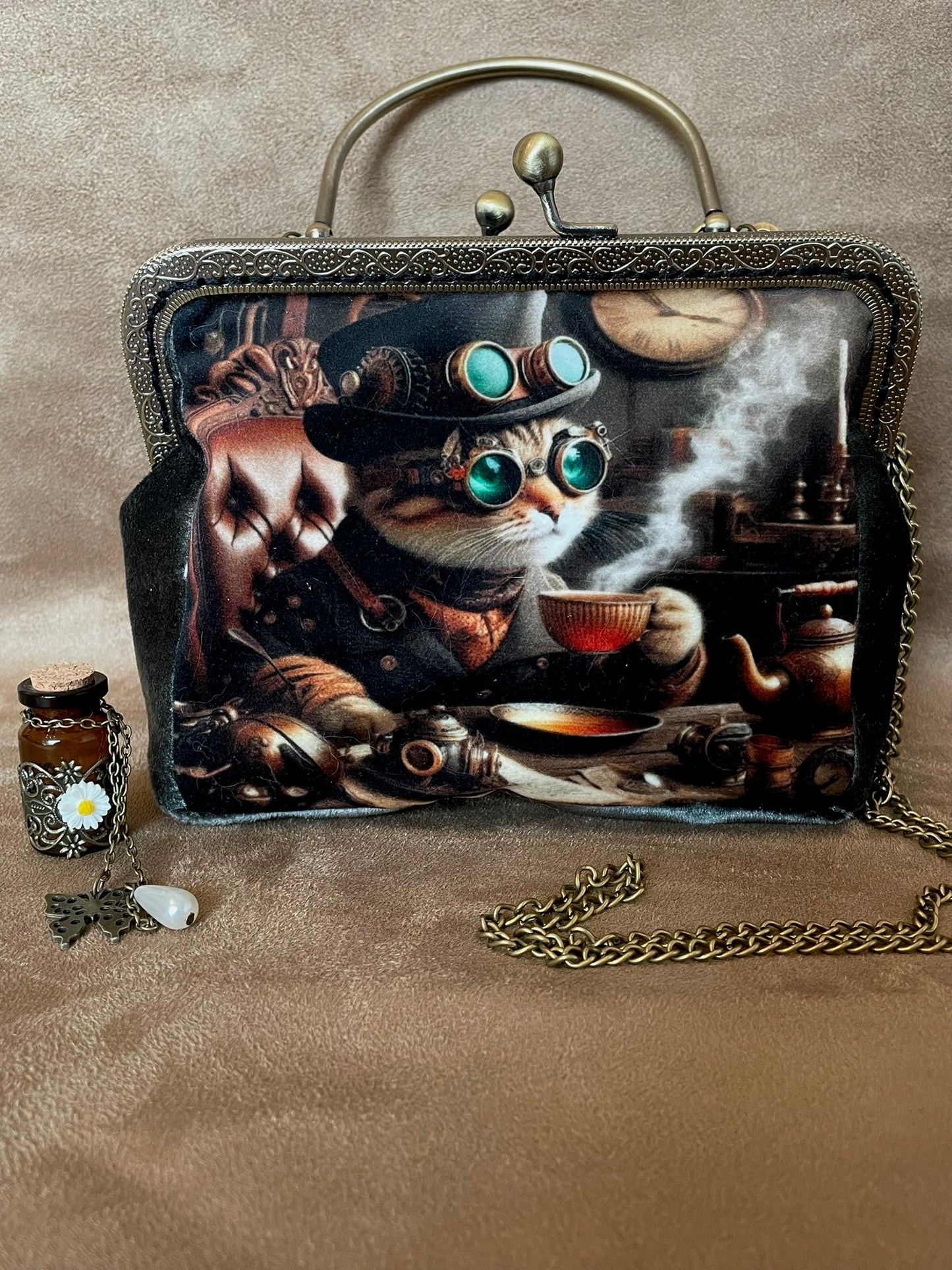 Sac Steampunk "Chat du Temps" – Clutch Vintage à l’Esprit Victorien