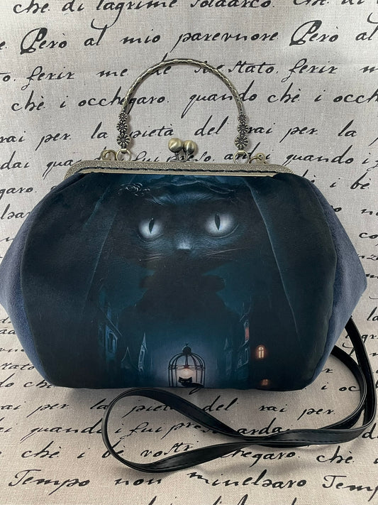 Sac « Le Chat du Manoir de Minuit » – Élégance Gothique & Mystère Nocturne