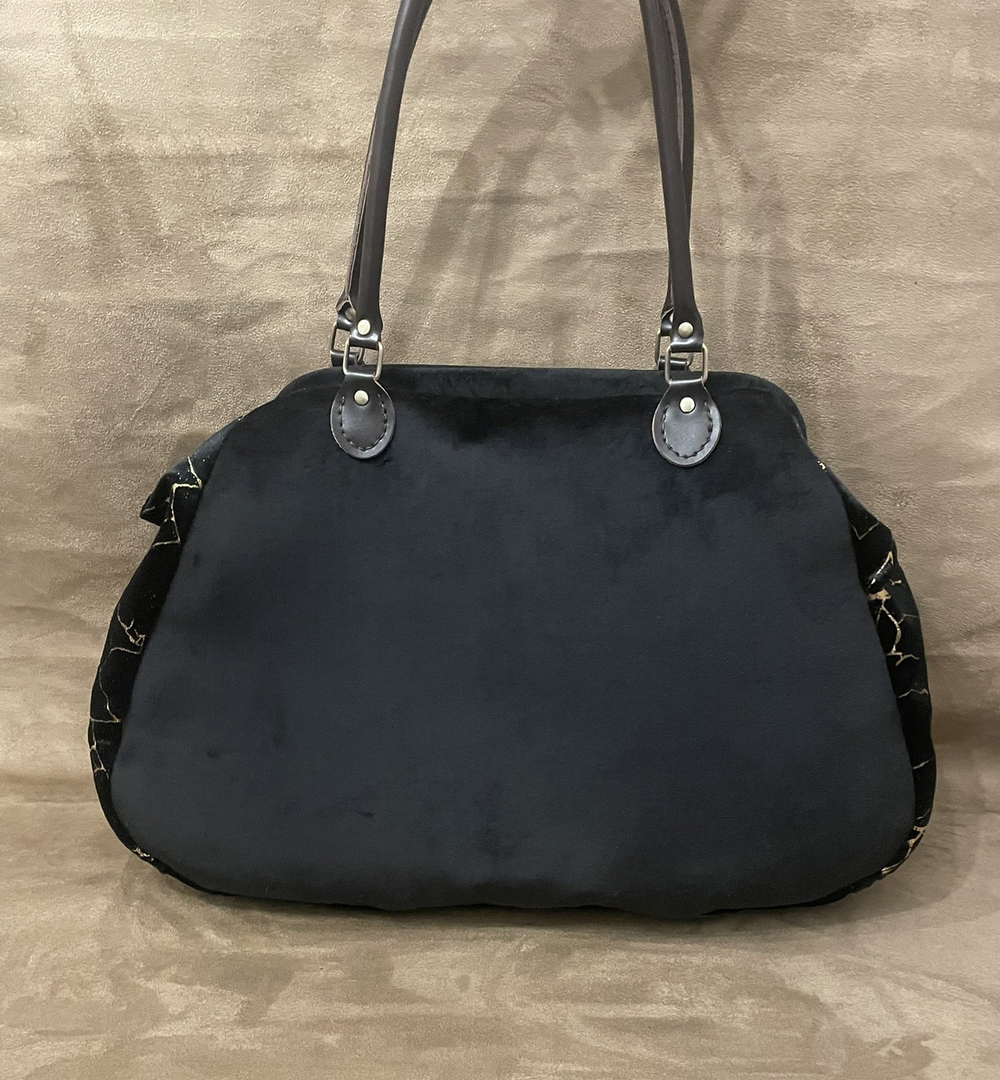 Sac Gothique « Vitrail Nocturne » – Grand Sac Chauve-Souris, Fantastique et Baroque Moderne