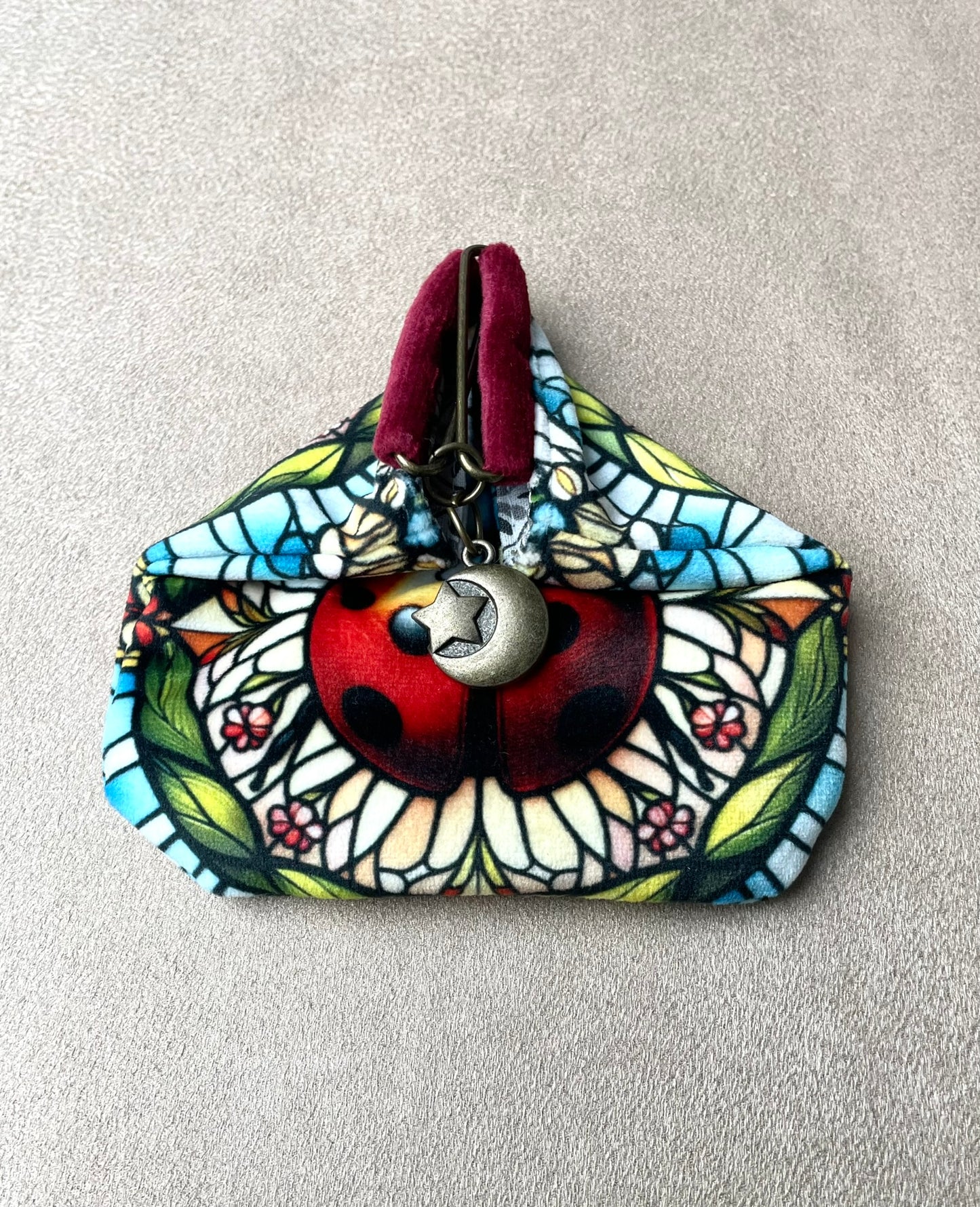 porte monnaie aimanté - Coccinelle et jardin enchanté