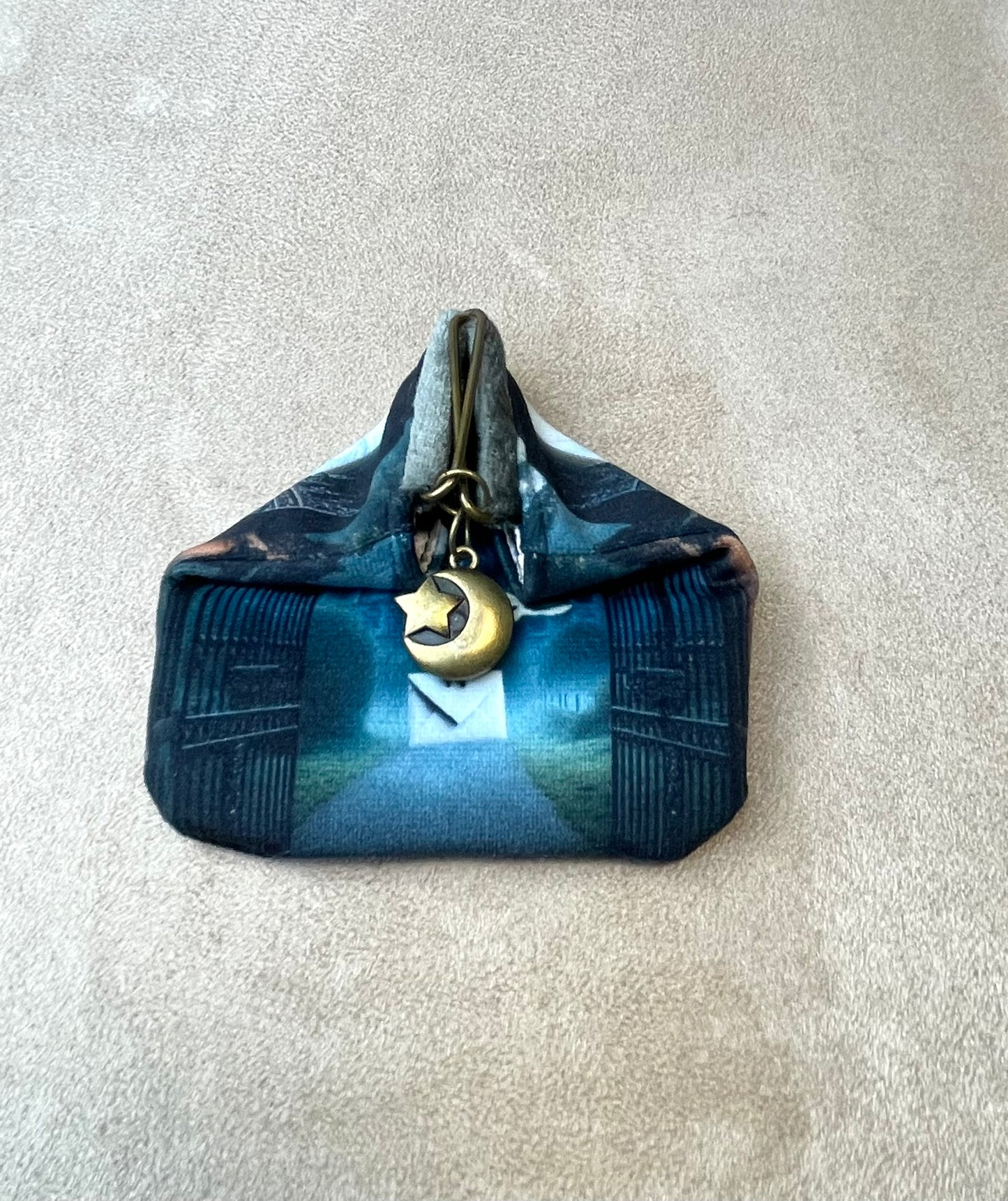 porte monnaie aimanté - Chouette messagère et château enchanté