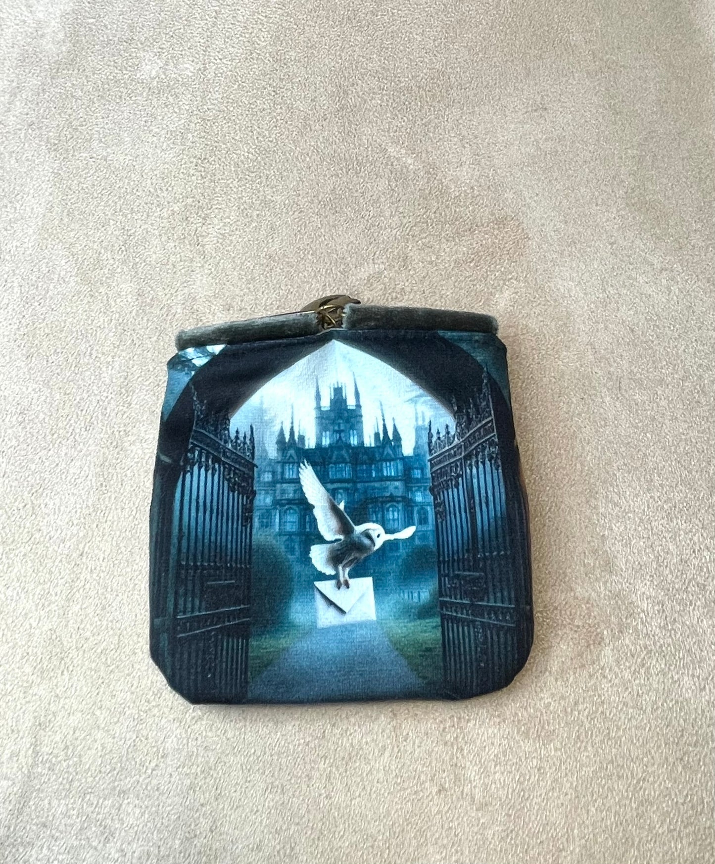 porte monnaie aimanté - Chouette messagère et château enchanté