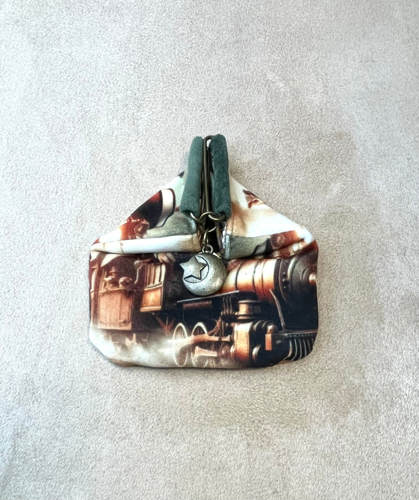 porte monnaie aimanté -Locomotive et chouettes steampunk