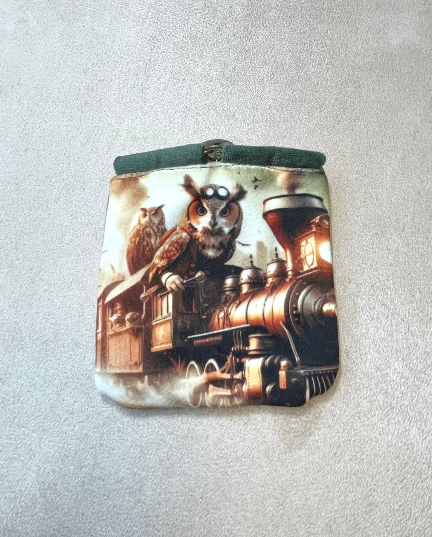 porte monnaie aimanté -Locomotive et chouettes steampunk