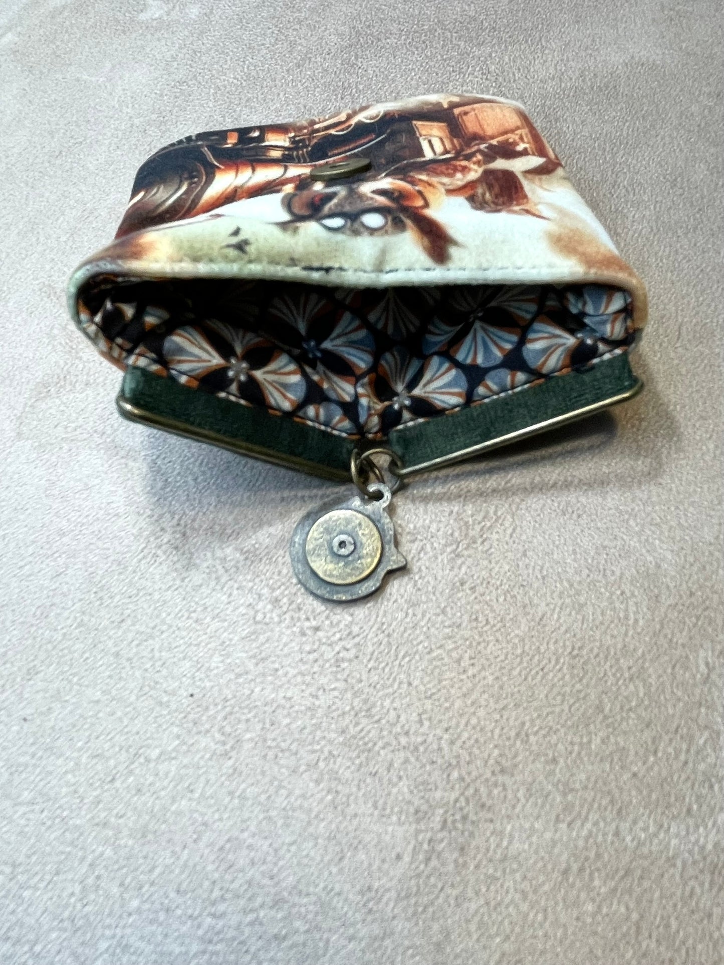 porte monnaie aimanté -Locomotive et chouettes steampunk