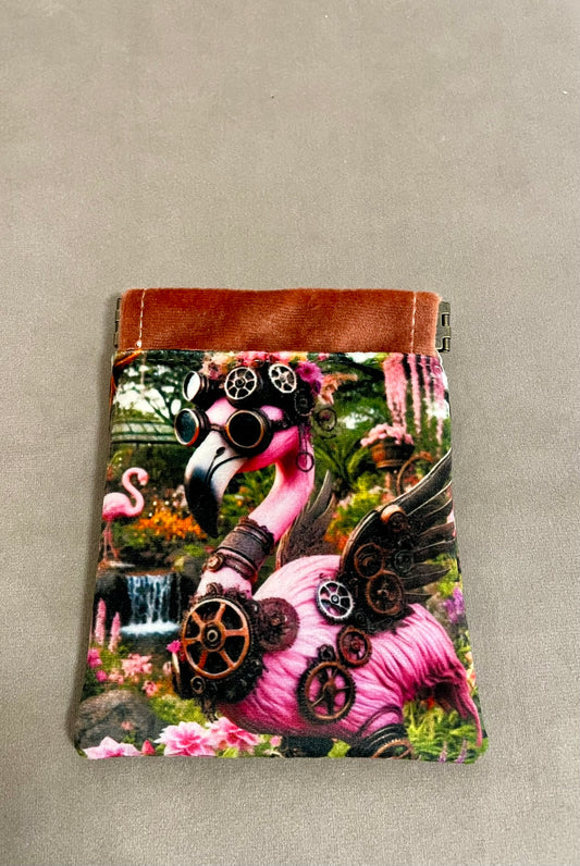 Porte-monnaie clac "Flamant Steampunk" – Illustration fantasy & velours – Accessoire compact et décalé
