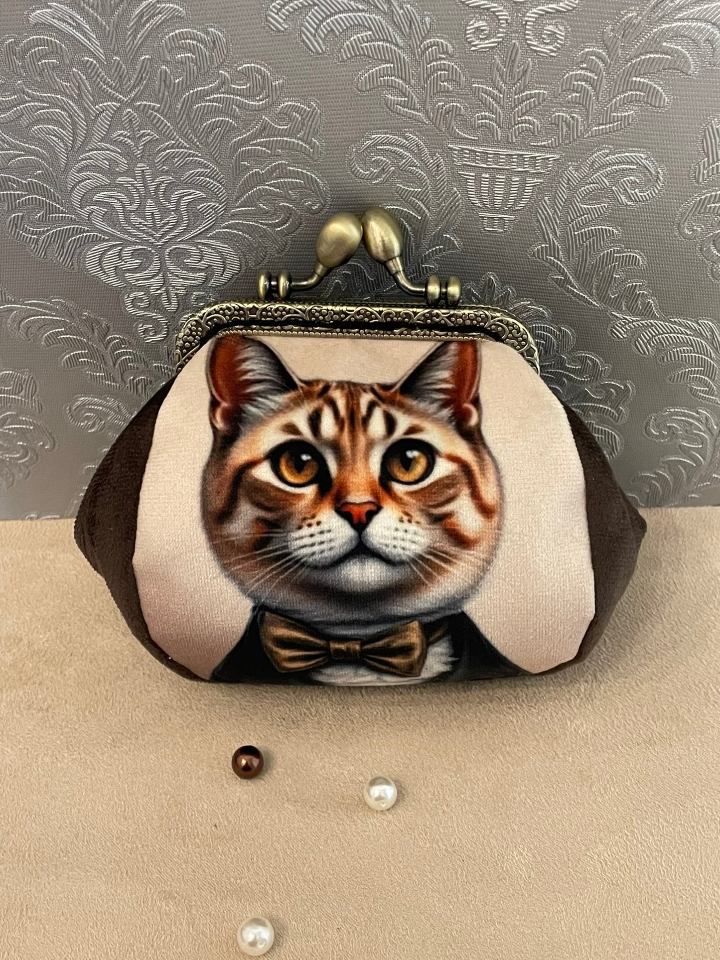 🎩🐱Porte-monnaie en velours avec Chat Gentleman – Accessoire rétro chic & irrésistible