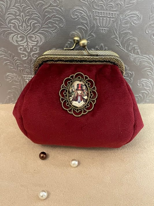 Porte-monnaie rétro en velours rouge avec chaperon rouge – Fait main & chic intemporel