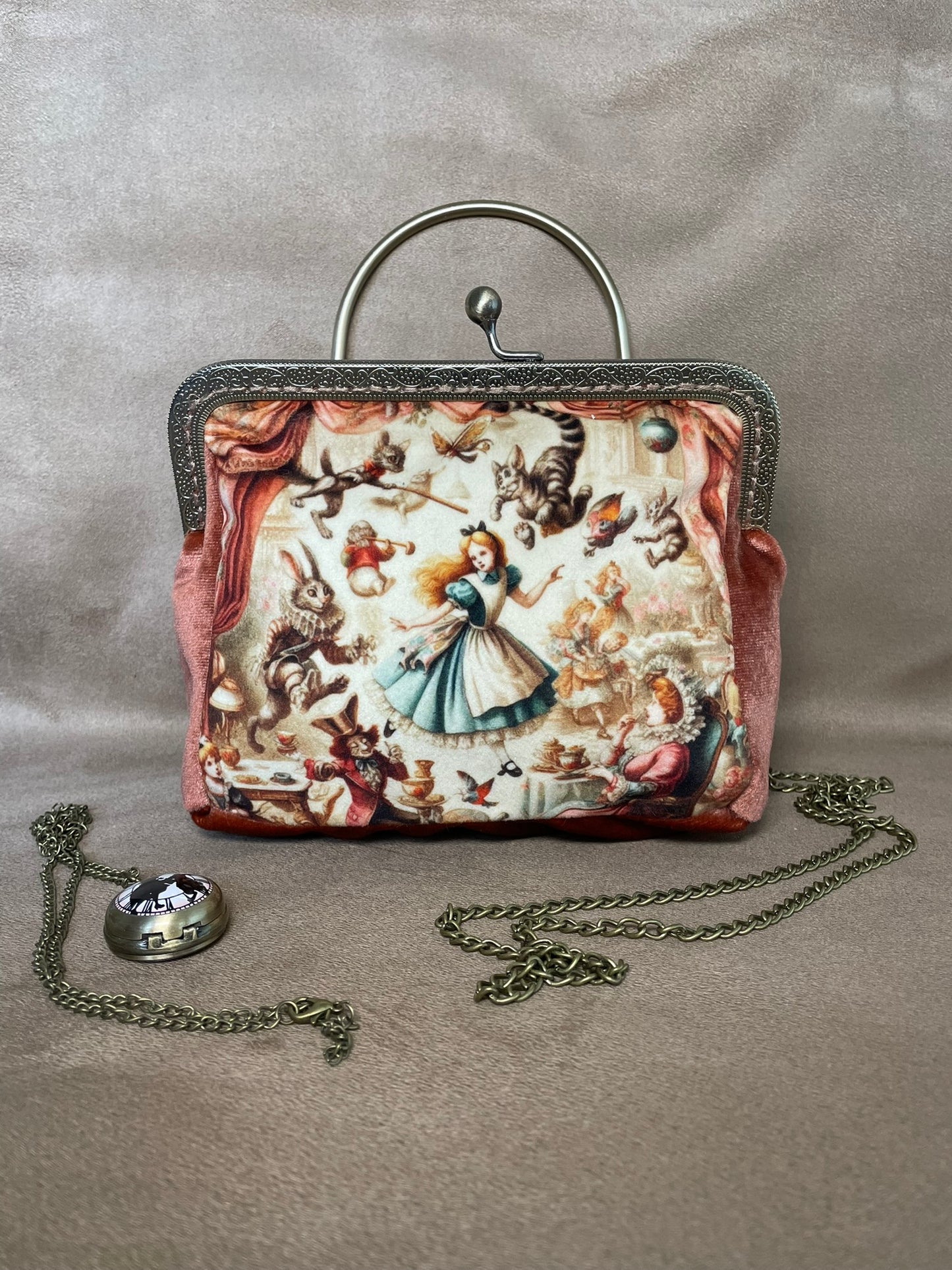 Pochette clutch  "L'Heure du Thé au Pays des Merveilles" – Pochette Vintage Vieux Rose