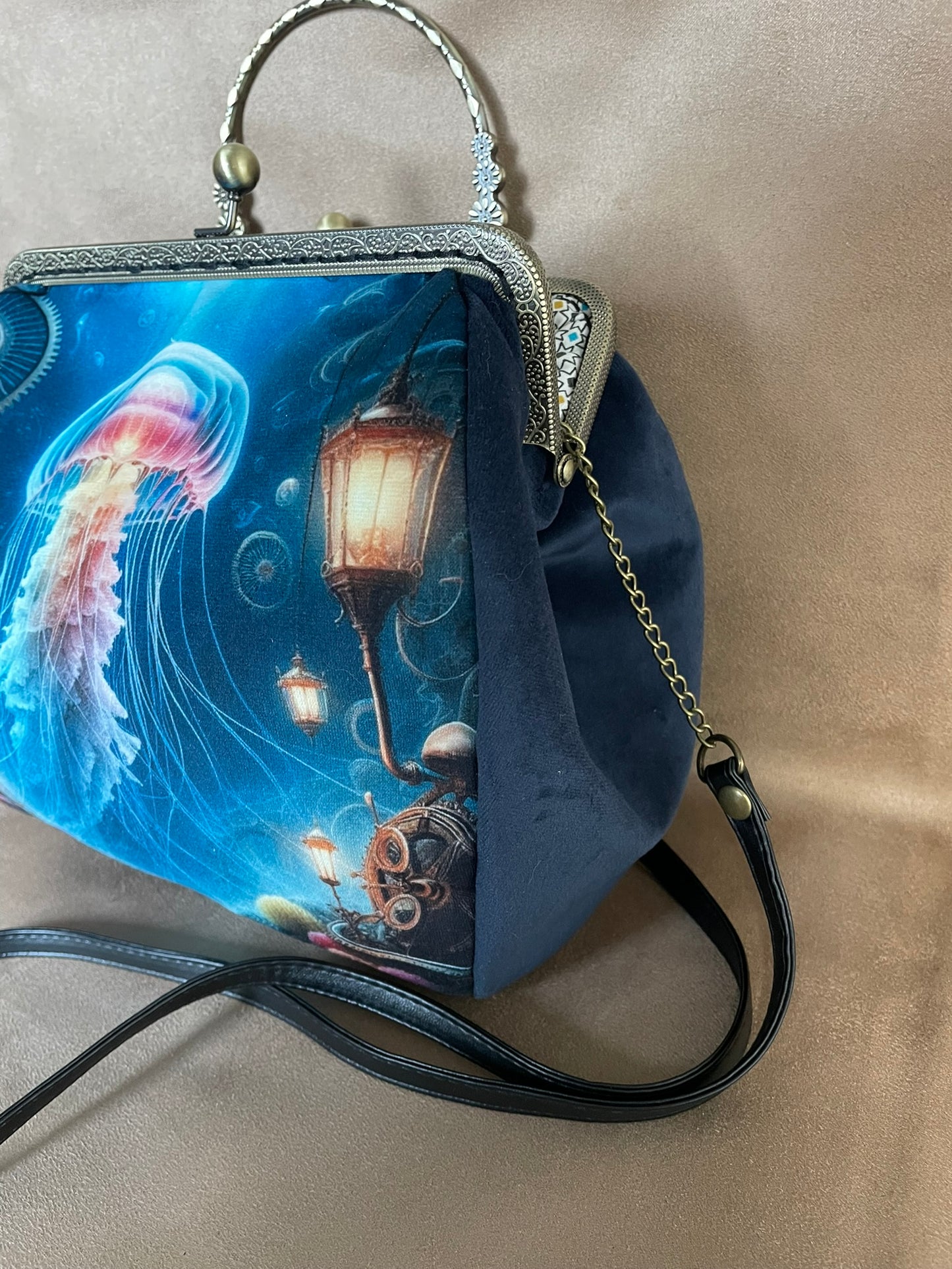 Sac « Méduse des Abysses » – Poésie marine & élégance steampunk