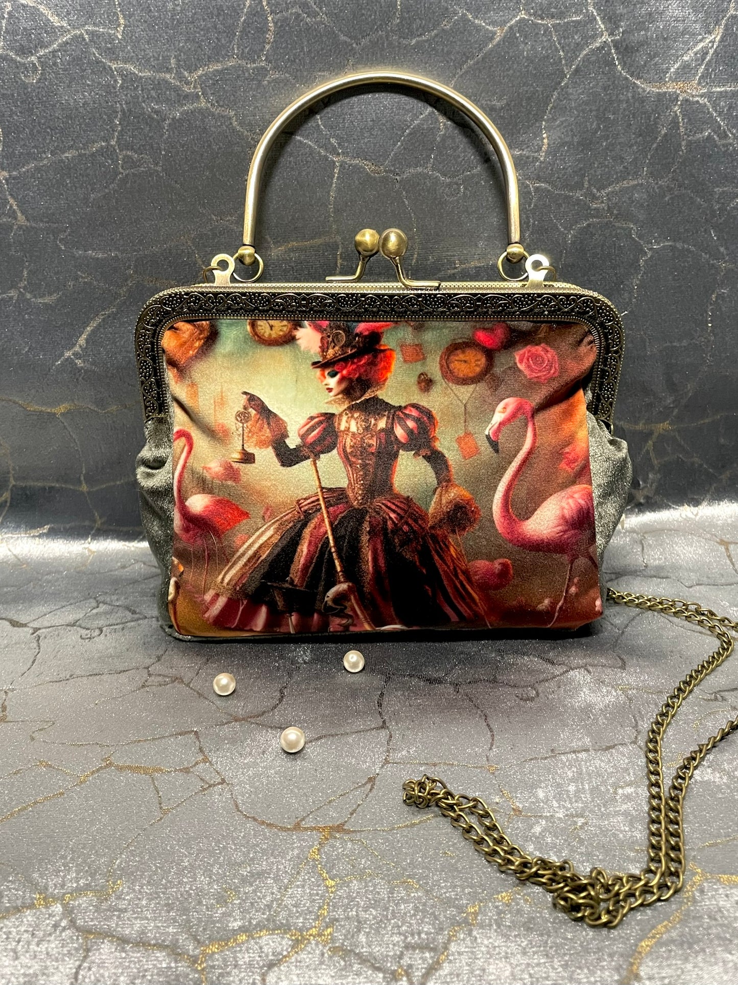 Pochette / Clutch Sac "Le Palais de la Reine Rouge" – Pochette Steampunk & Alice au Pays des Merveilles
