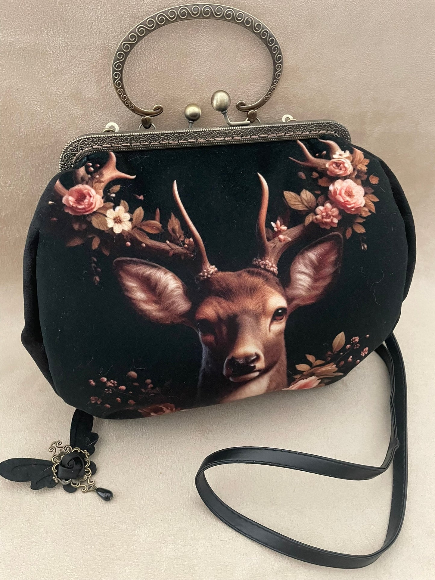 sac rétro en velours, cerf