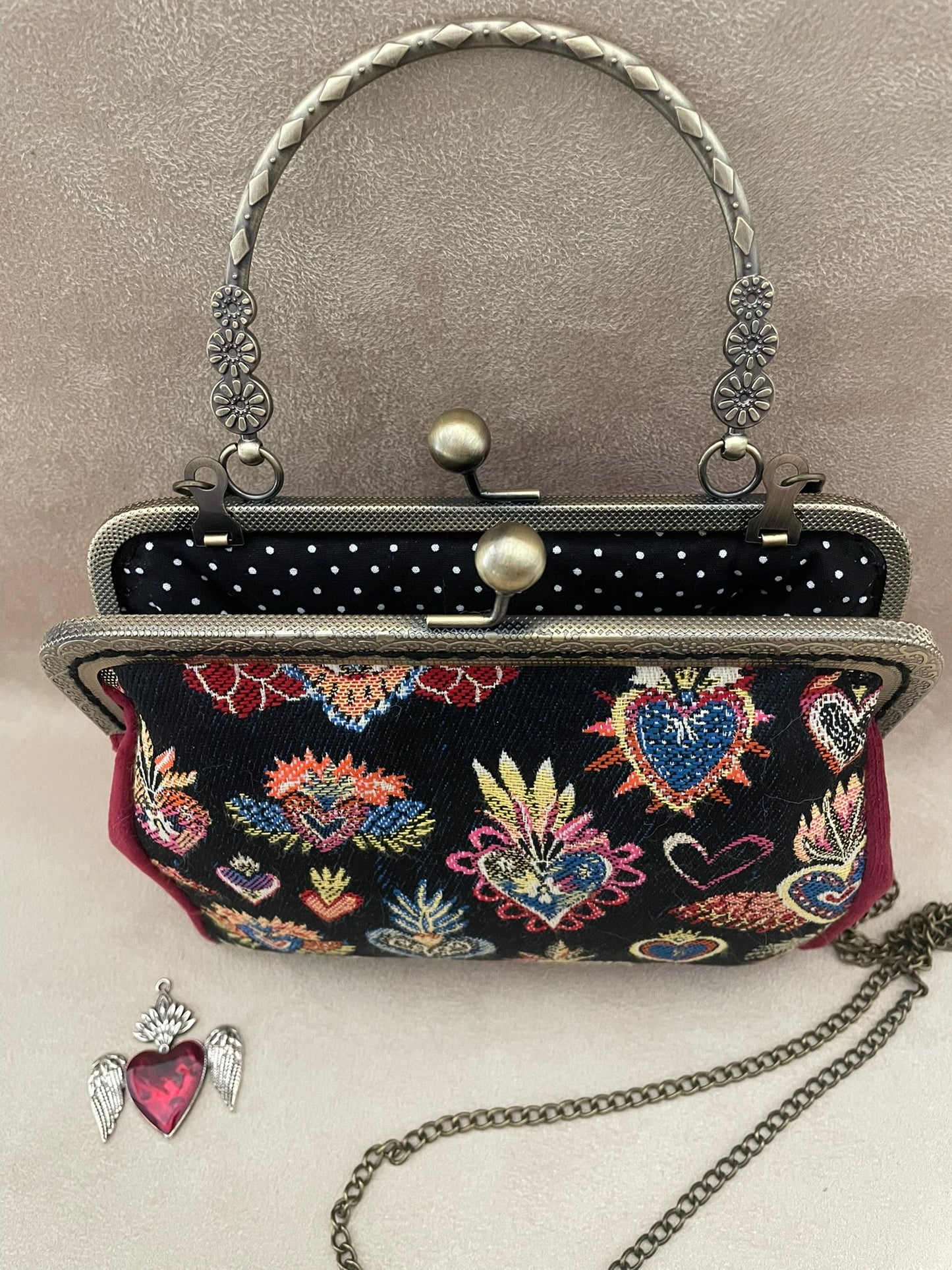 Clutch/Pochette Ex Voto, cœur sacré