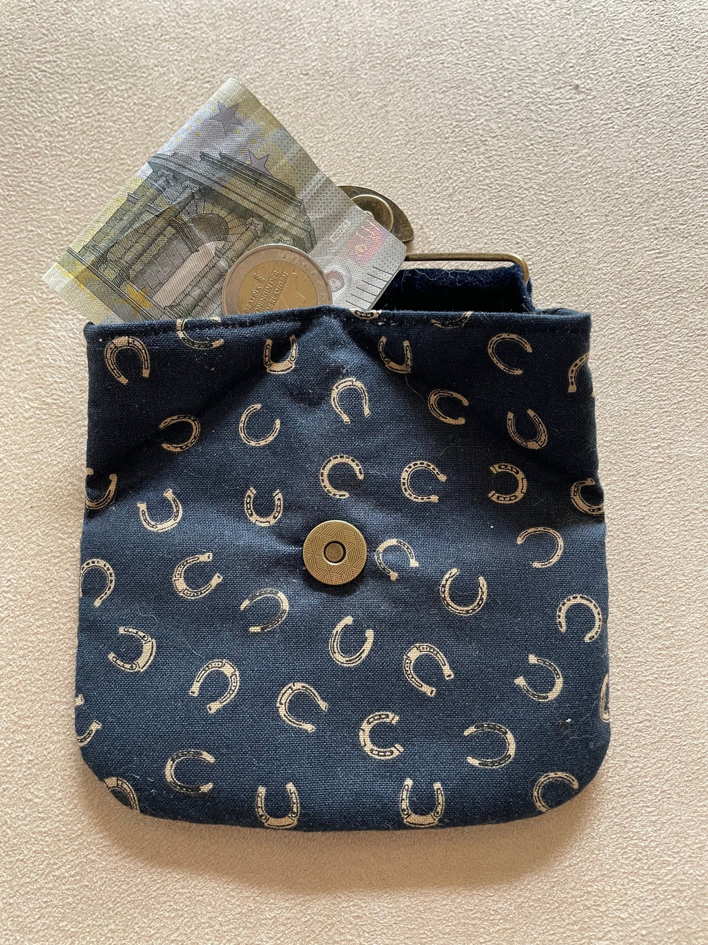 porte monnaie aimanté