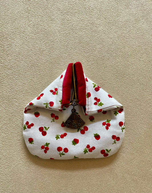 porte monnaie aimanté cerises