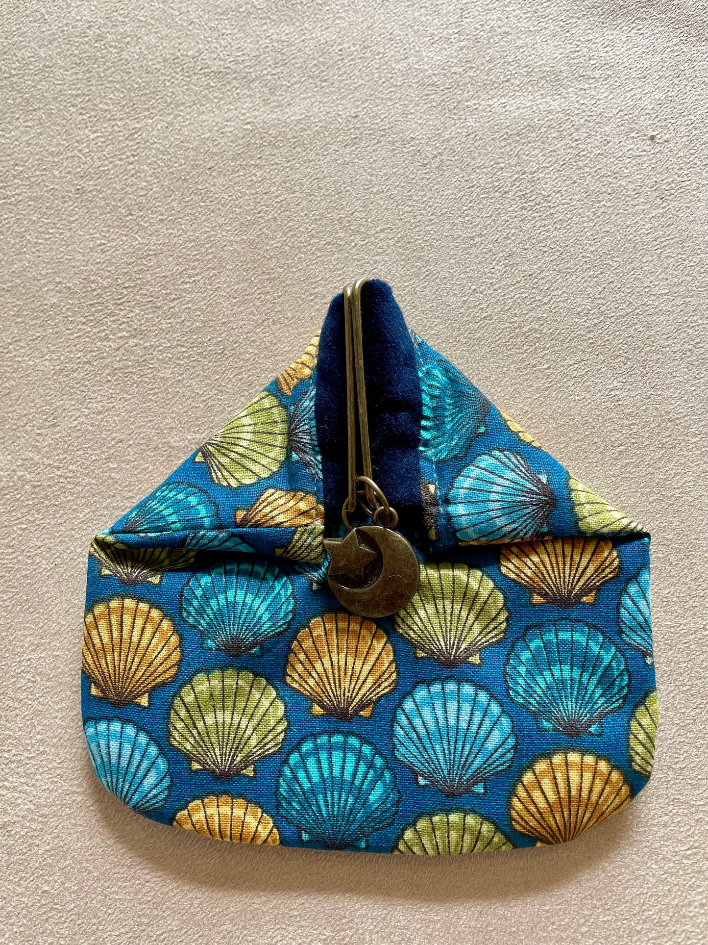 porte monnaie aimanté