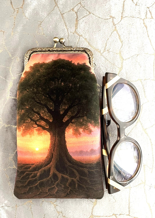Étui à Lunettes Rétro Velours « L'Arbre de Vie » – Fait Main