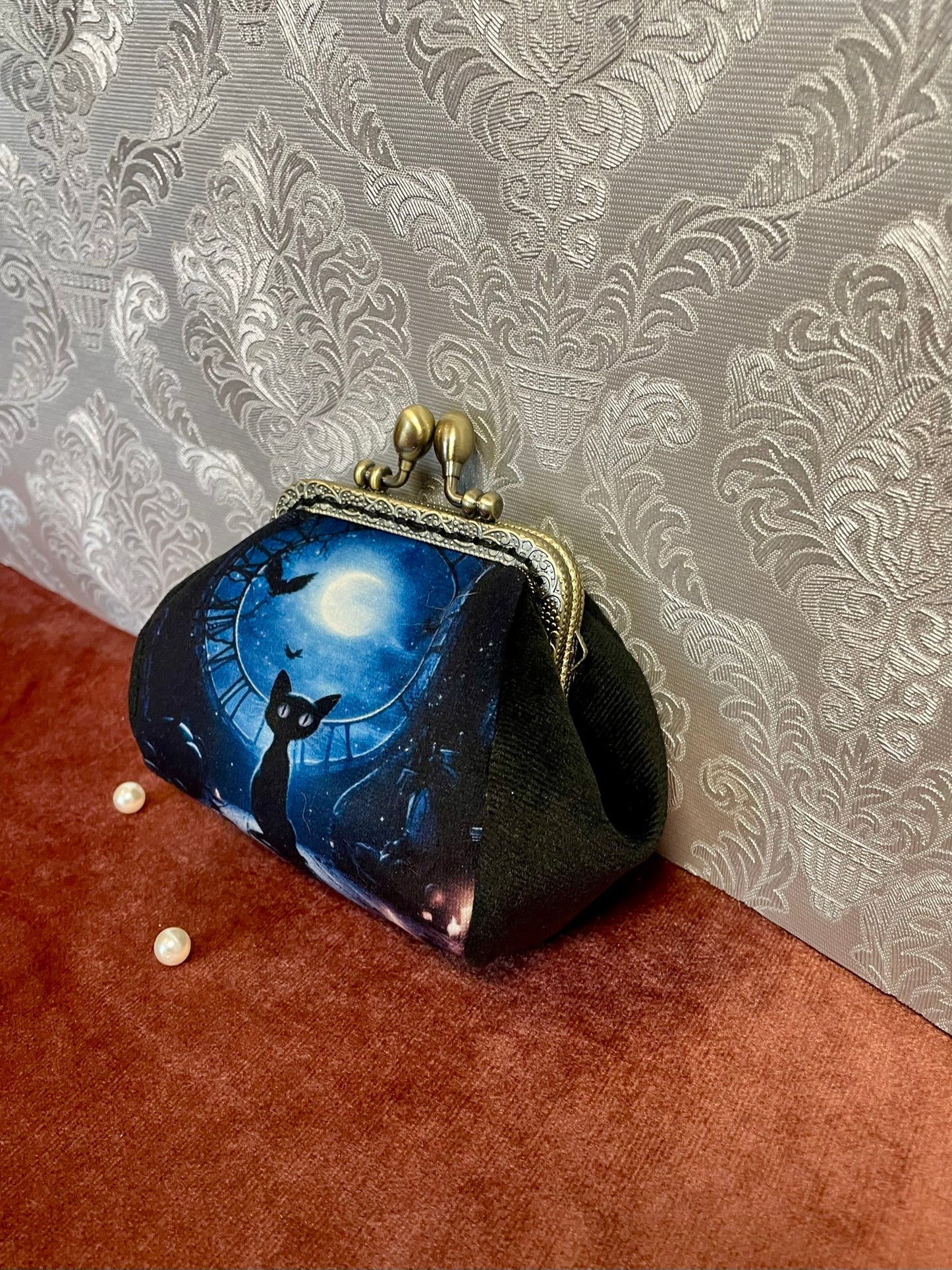 Porte-monnaie "Le Chat Lunaire" – Velours Noir & Nuit Étoilée