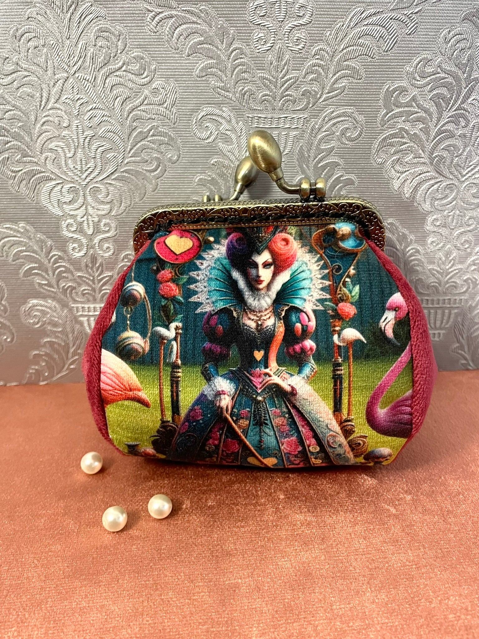 Accessoire de créateur inspiré de Wonderland .