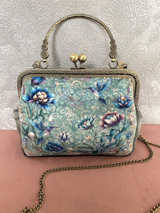 Sac retro velours vert de gris motif colibri et fleurs d'eau Le Comptoir de Suzanne